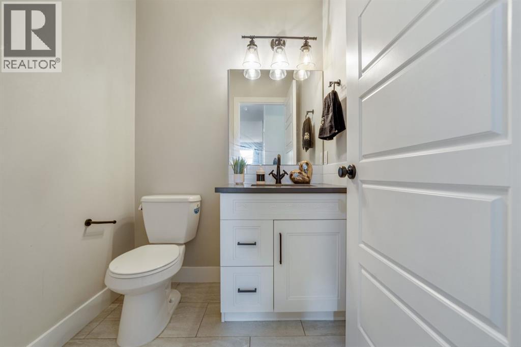 624 19 Street N - Image 15
