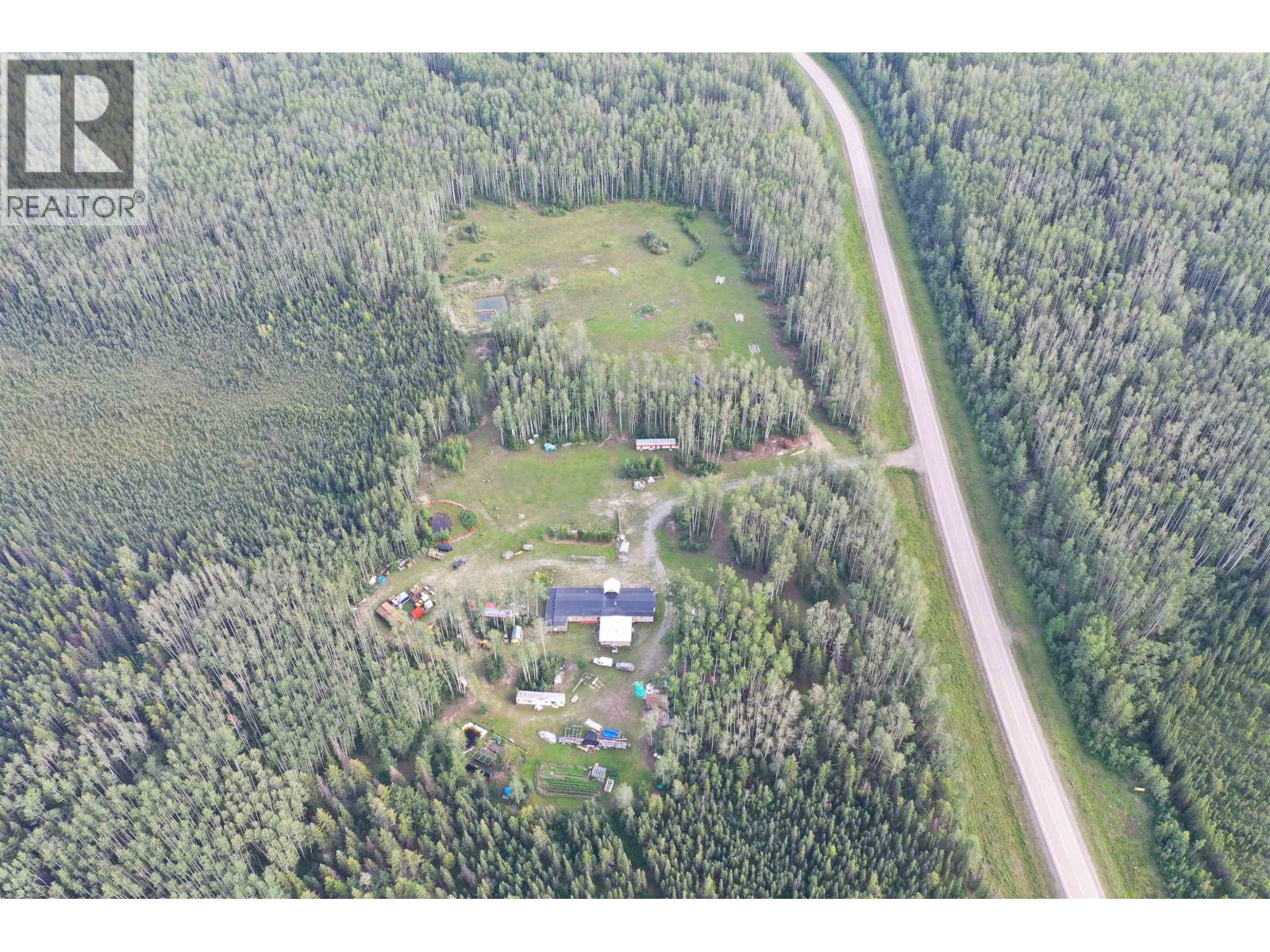#MILE 317 LIARD HIGHWAY - Image 3