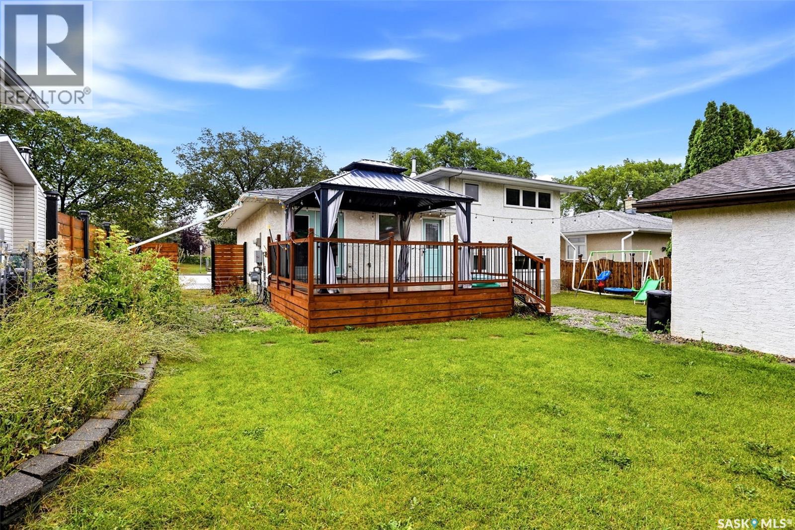726 McIntosh STREET N - Image 42