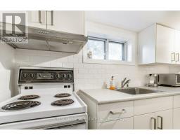 Lower - 603 Saint Clarens Avenue, Toronto, ON M6H3W8 Photo 10