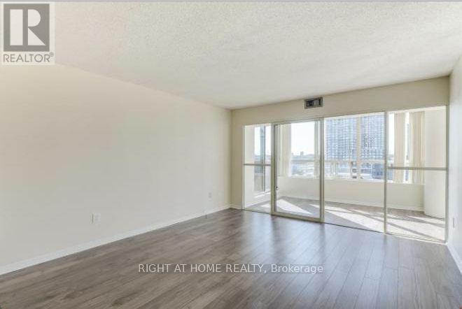 #905 400 WEBB DRIVE - Image 6