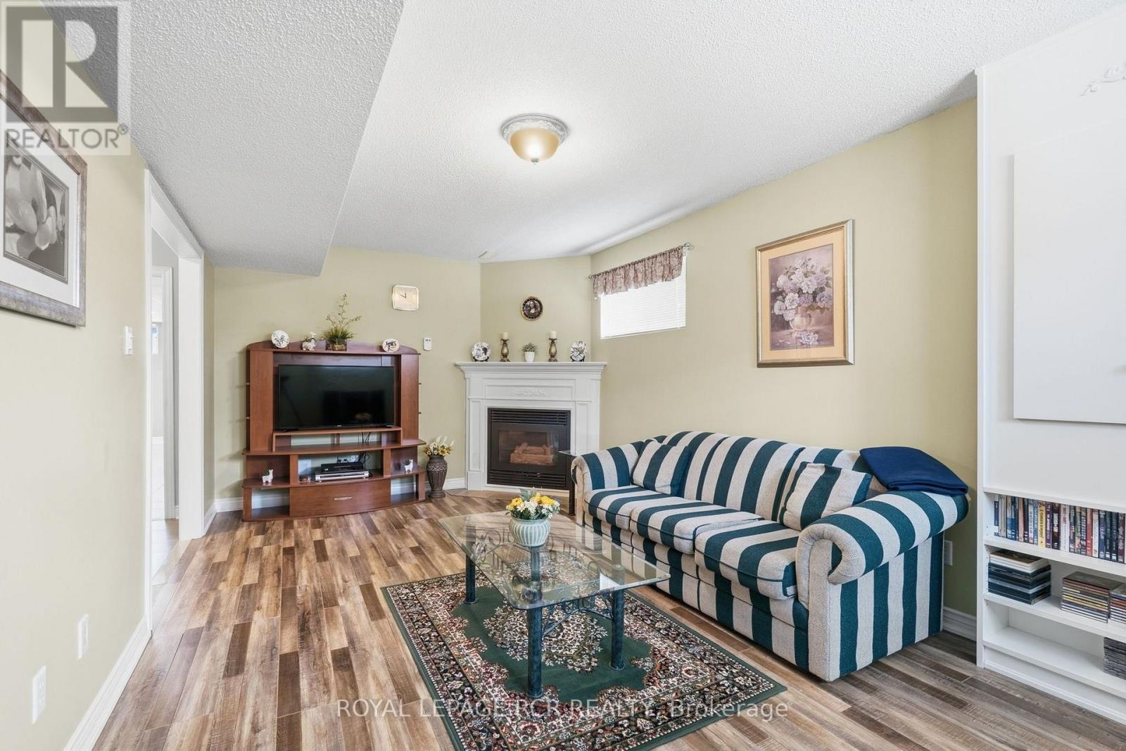65 ROYALTON DRIVE - Image 21