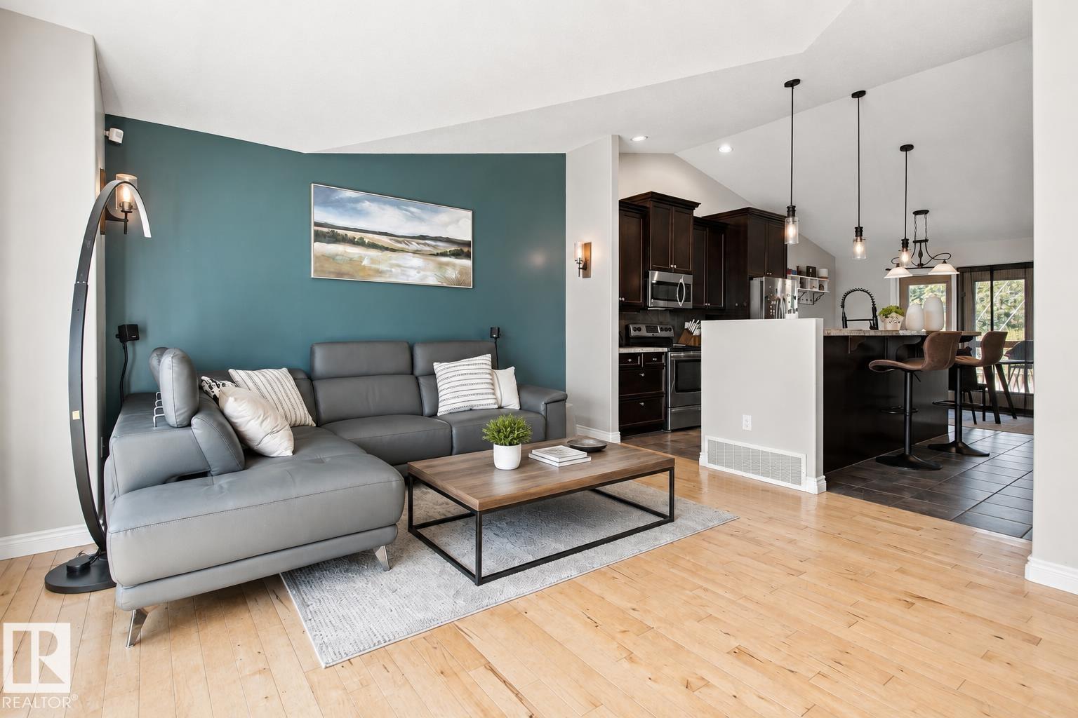 4806 53 Street - Image 8