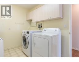 3043 Raymur Pl, Qualicum Beach, BC V9K2N9 Photo 37