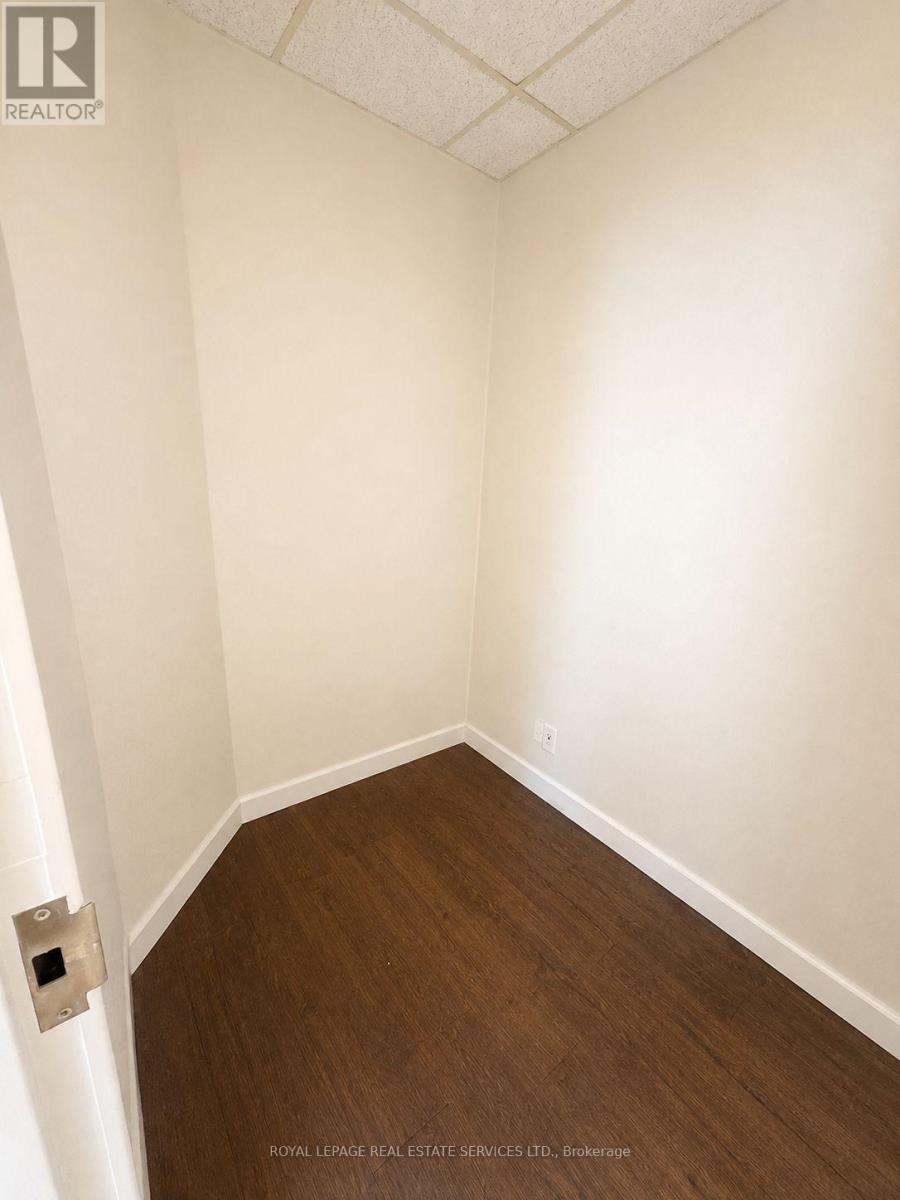 #304 83 Mill Street, Halton Hills (Georgetown), Ontario, L7G5E9, Halton Hills (Georgetown), Ontario — photo 5 of 5