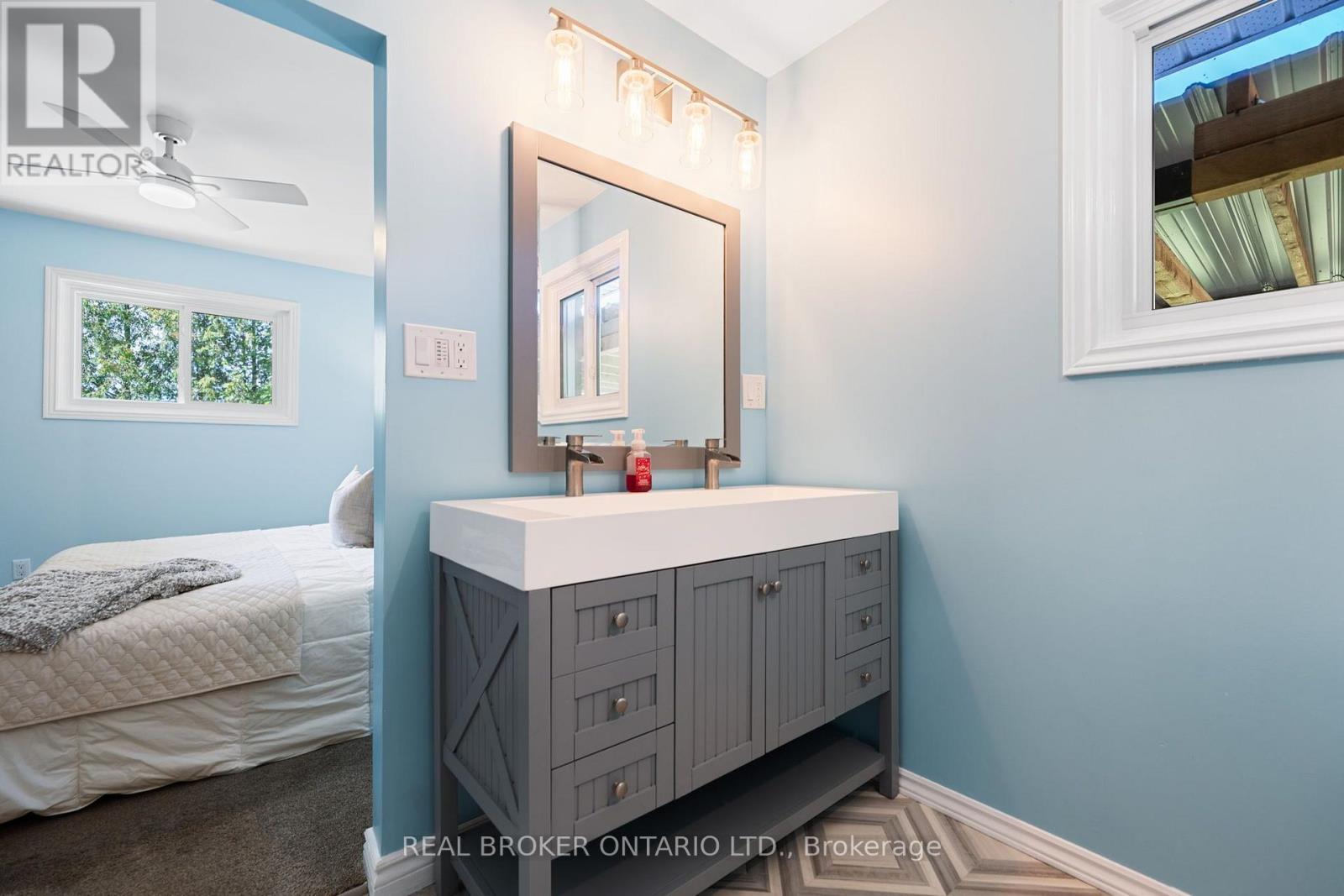 553 NORFOLK COUNTY ROAD 21 - Image 14