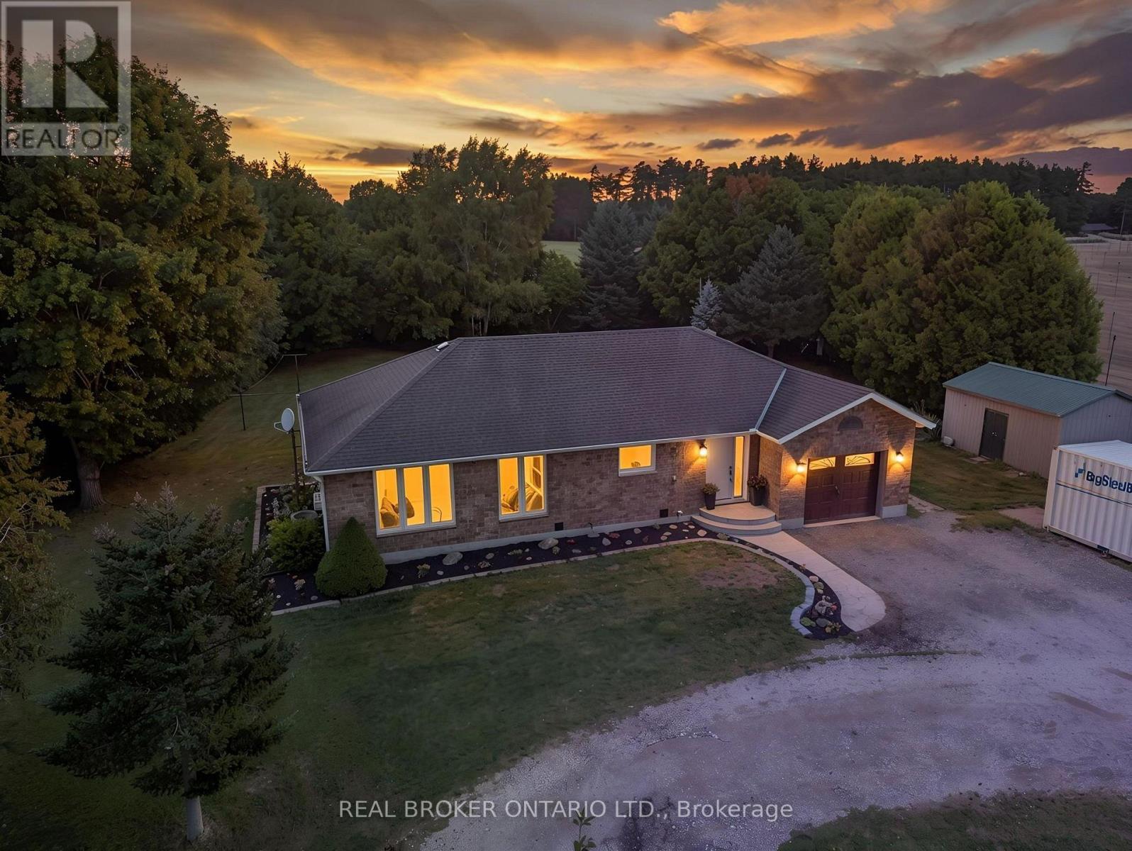 553 NORFOLK COUNTY ROAD 21 - 2