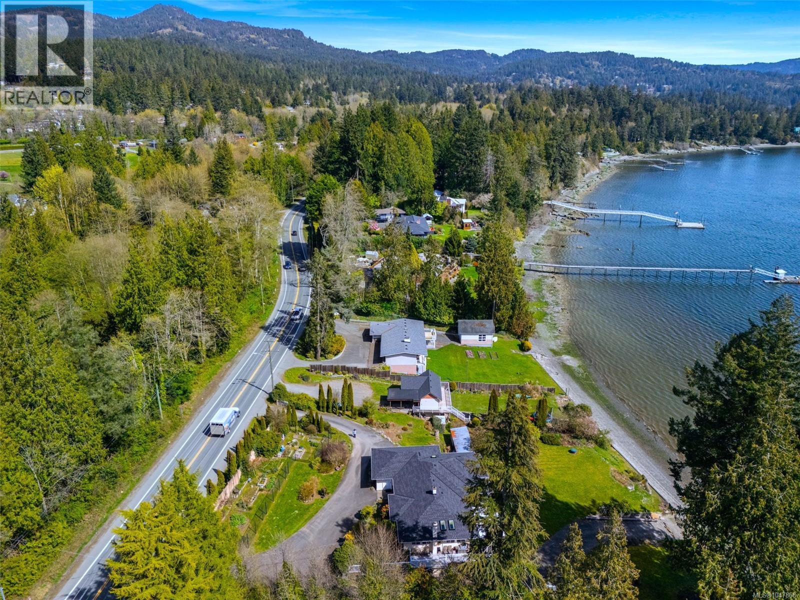 5991 Sooke Rd - Image 24
