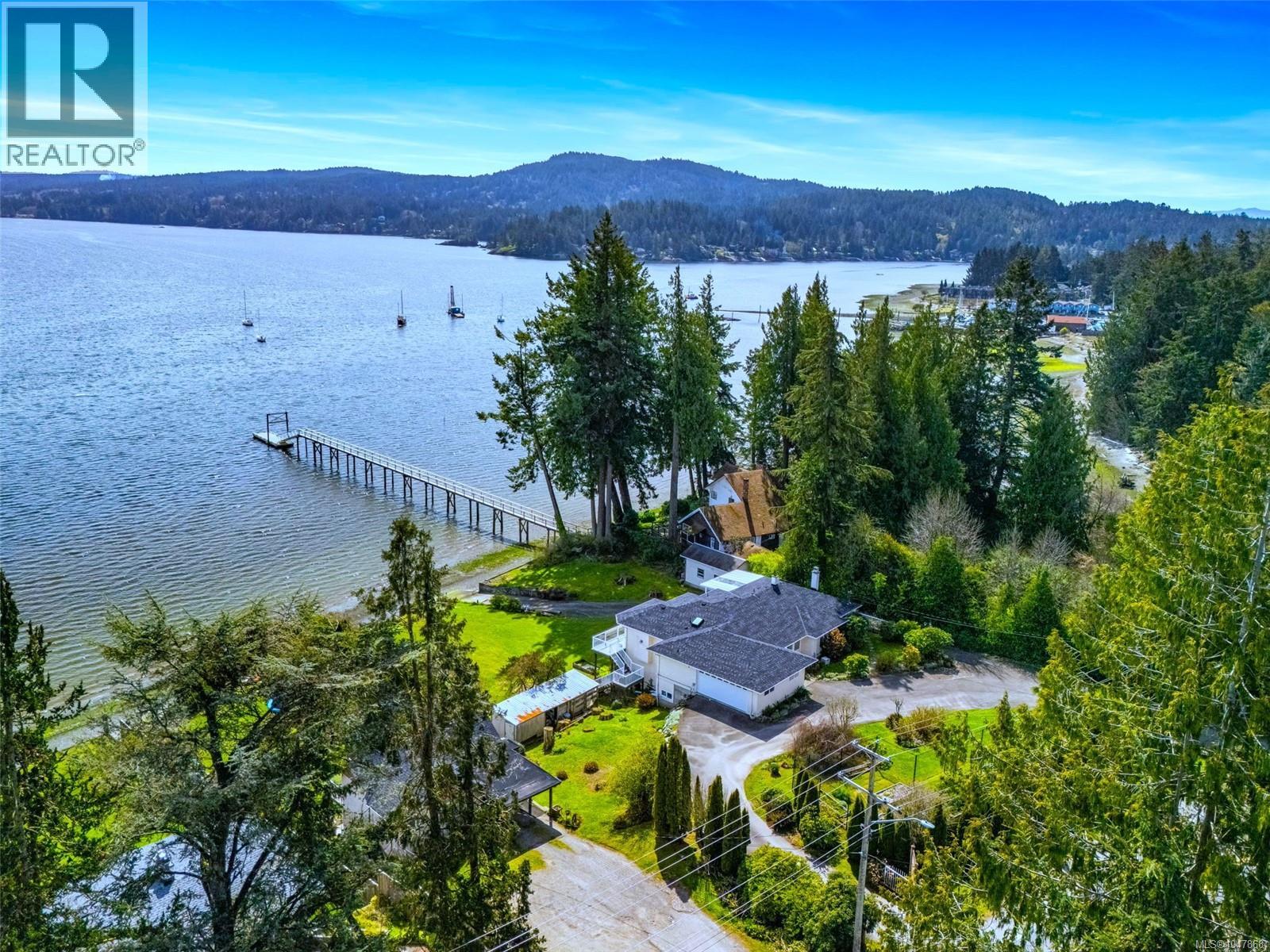 5991 Sooke Rd - 26