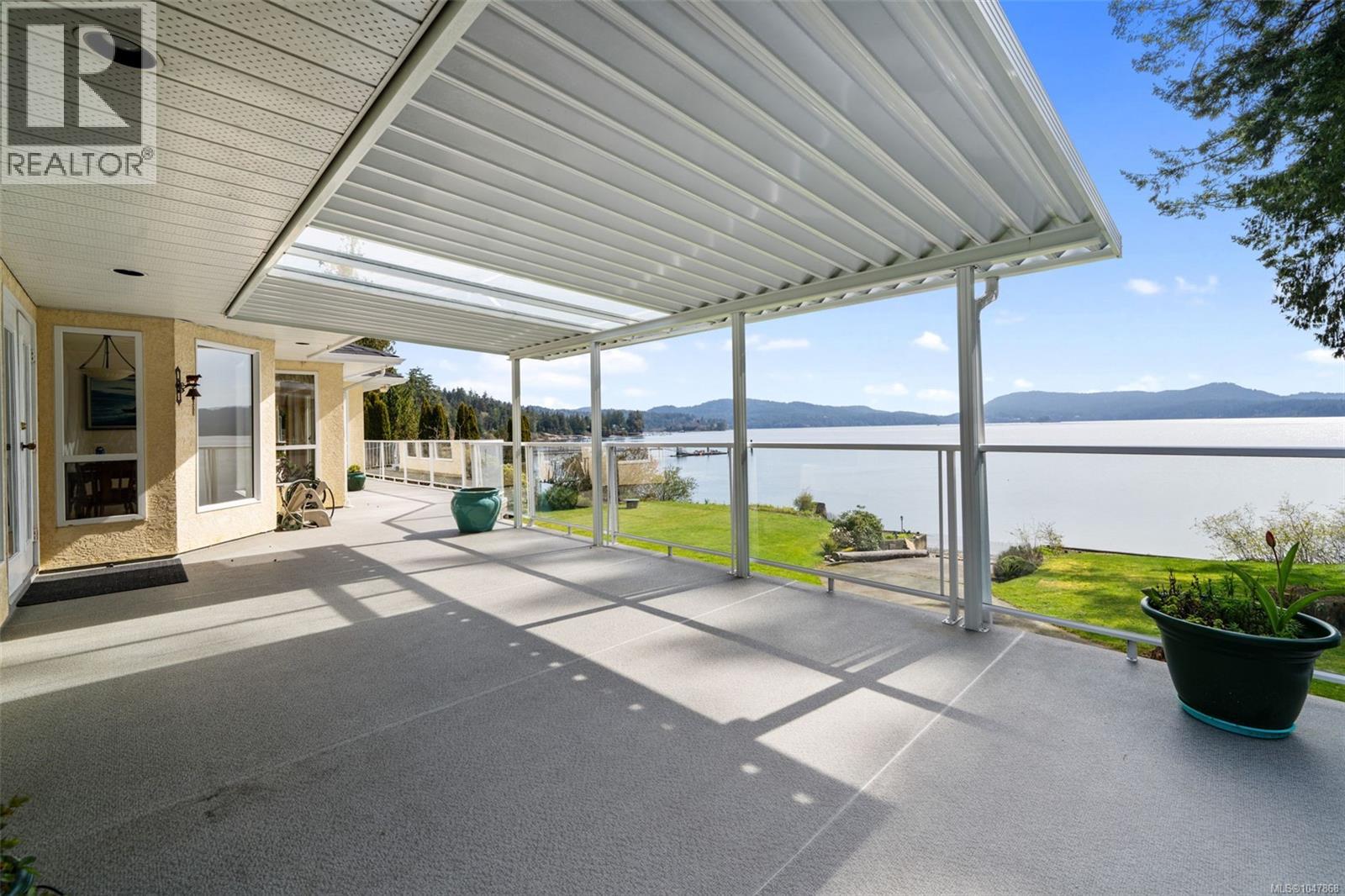 5991 Sooke Rd - 39