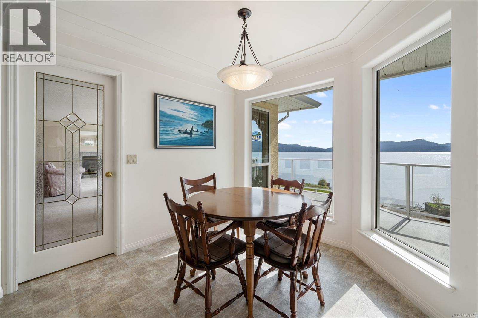 5991 Sooke Rd - Image 49