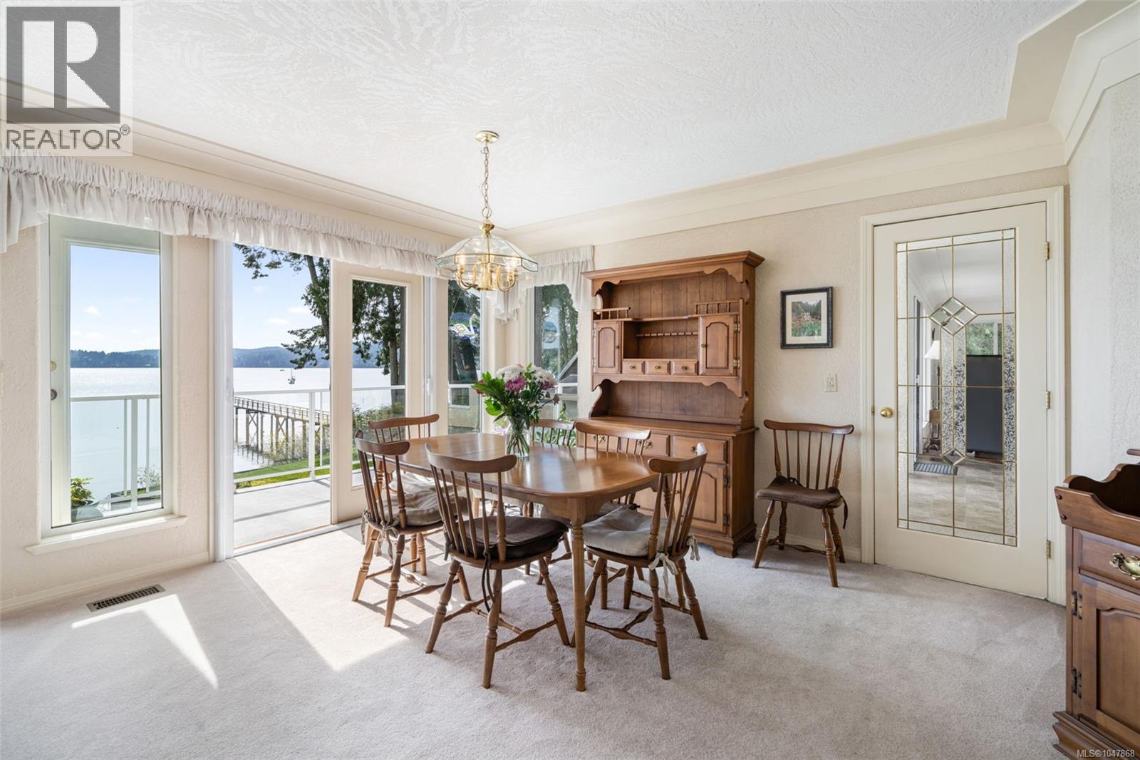 5991 Sooke Rd - 55