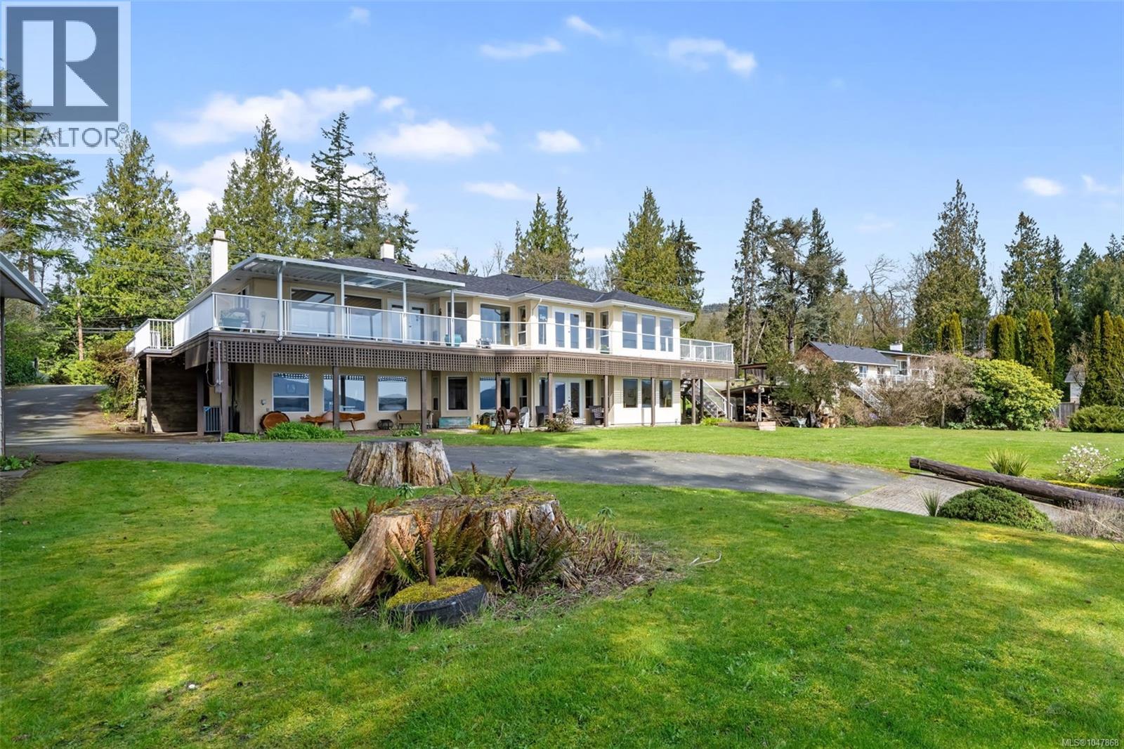 5991 Sooke Rd - Image 63