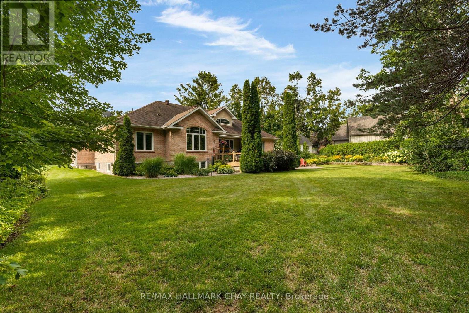 16 CHESTNUT LANE - Image 31
