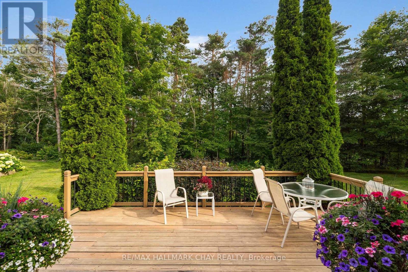 16 CHESTNUT LANE - Image 36