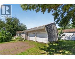 89 Douglas Avenue, photo 3