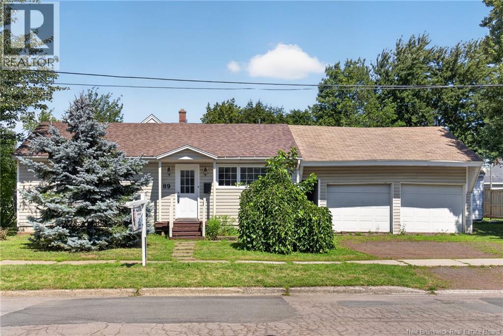 Property for sale at 89 Douglas Avenue