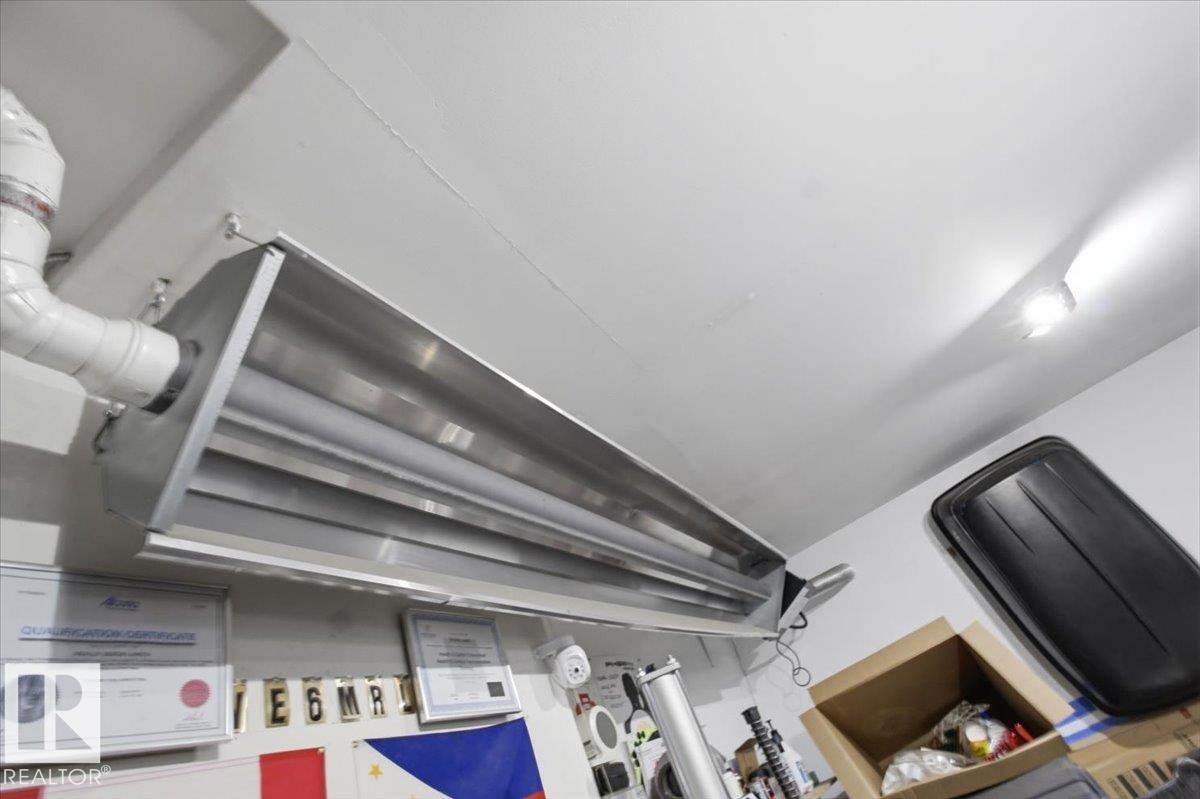 824 BARNES LI SW - 19