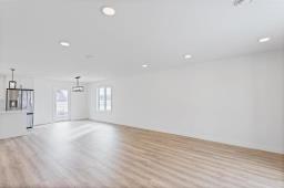 120 Langill Way, Steinbach, MB R5G2Z1 Photo 11
