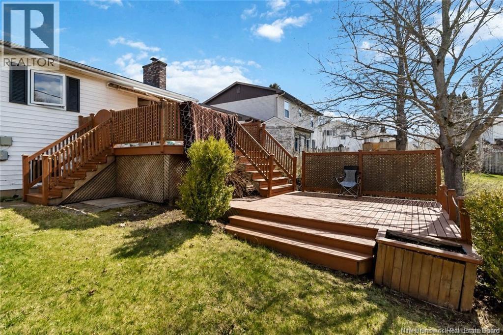 27 Woodstone Crescent - Image 18