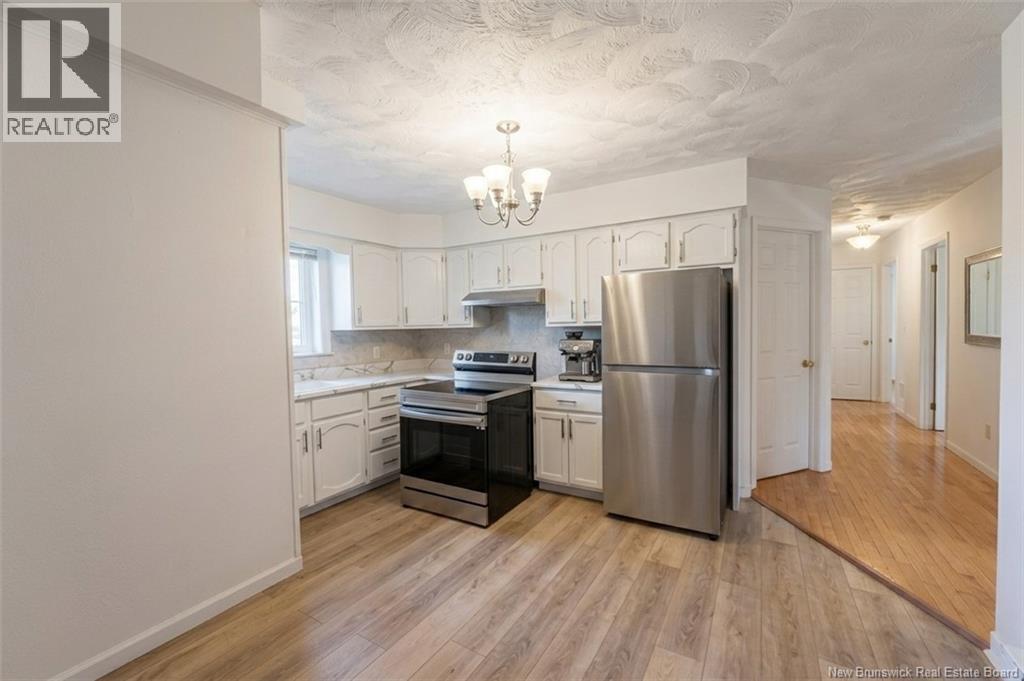 27 Woodstone Crescent - Image 5