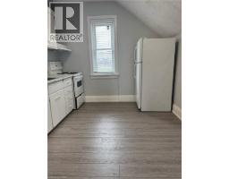 48 Walter Street Unit# A, Kitchener, ON N2G1S1 Photo 6