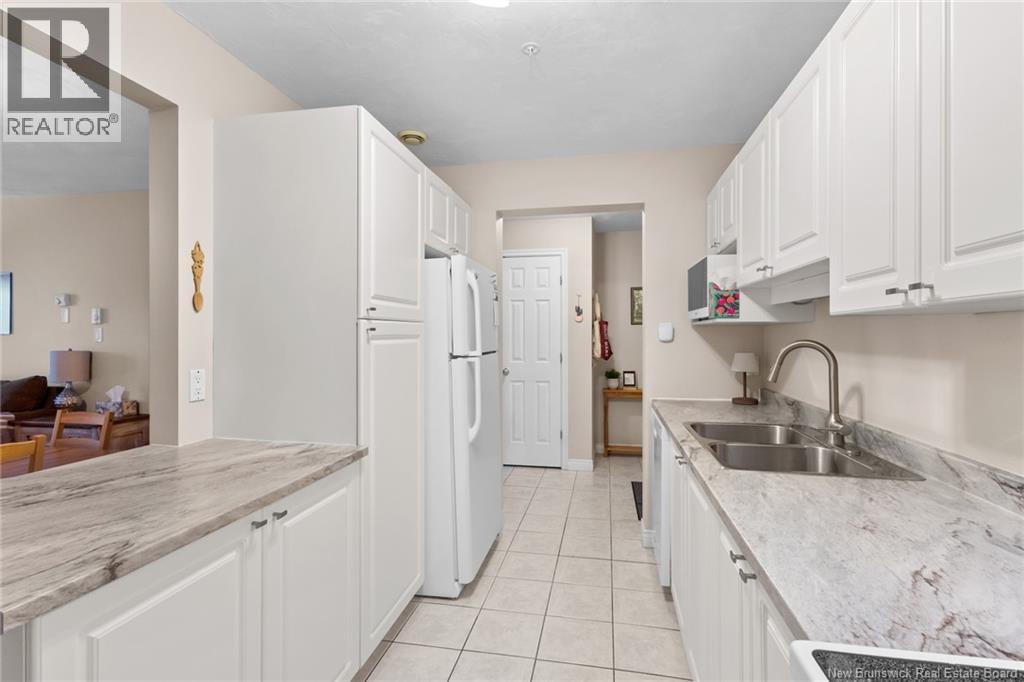 #203 158 Hanwell Road - 15