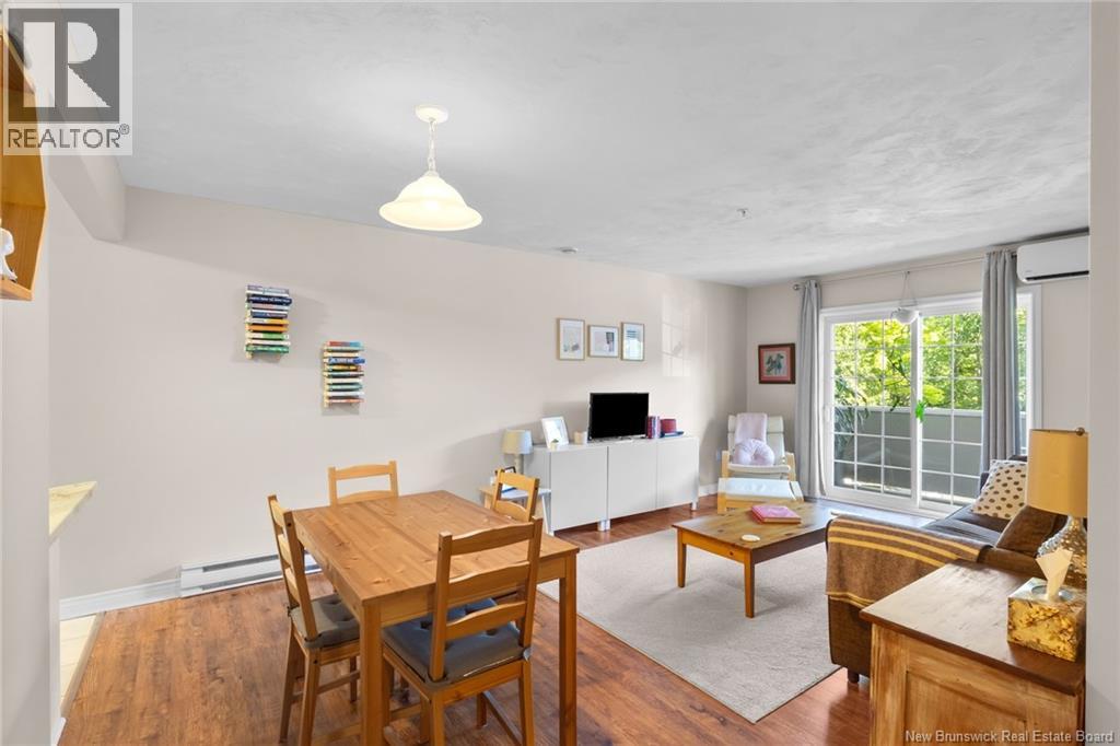 #203 158 Hanwell Road - Image 17