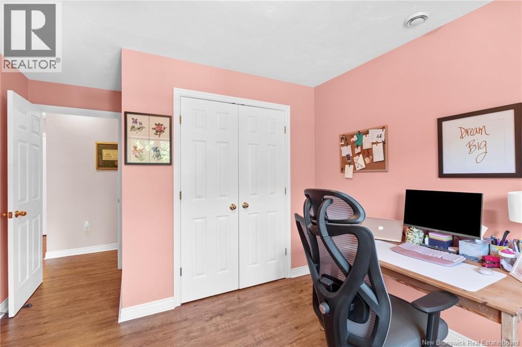 #203 158 Hanwell Road - Image 27