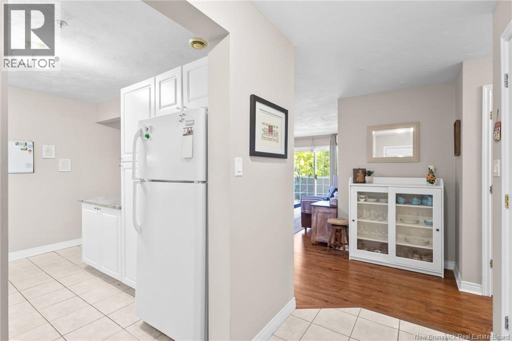 #203 158 Hanwell Road - 11