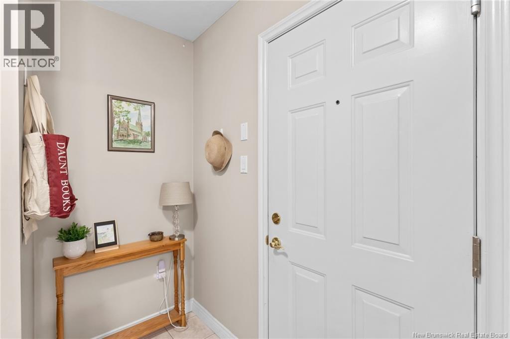 #203 158 Hanwell Road - Image 10