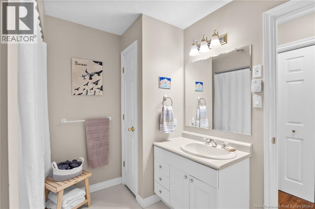 #203 158 Hanwell Road - 29