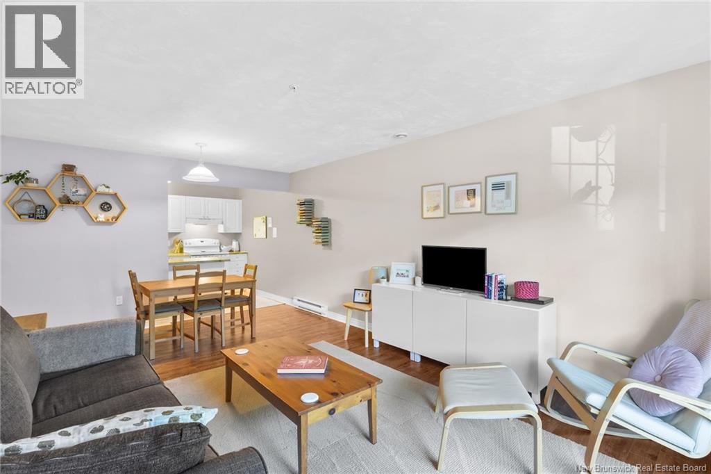 #203 158 Hanwell Road - Image 22