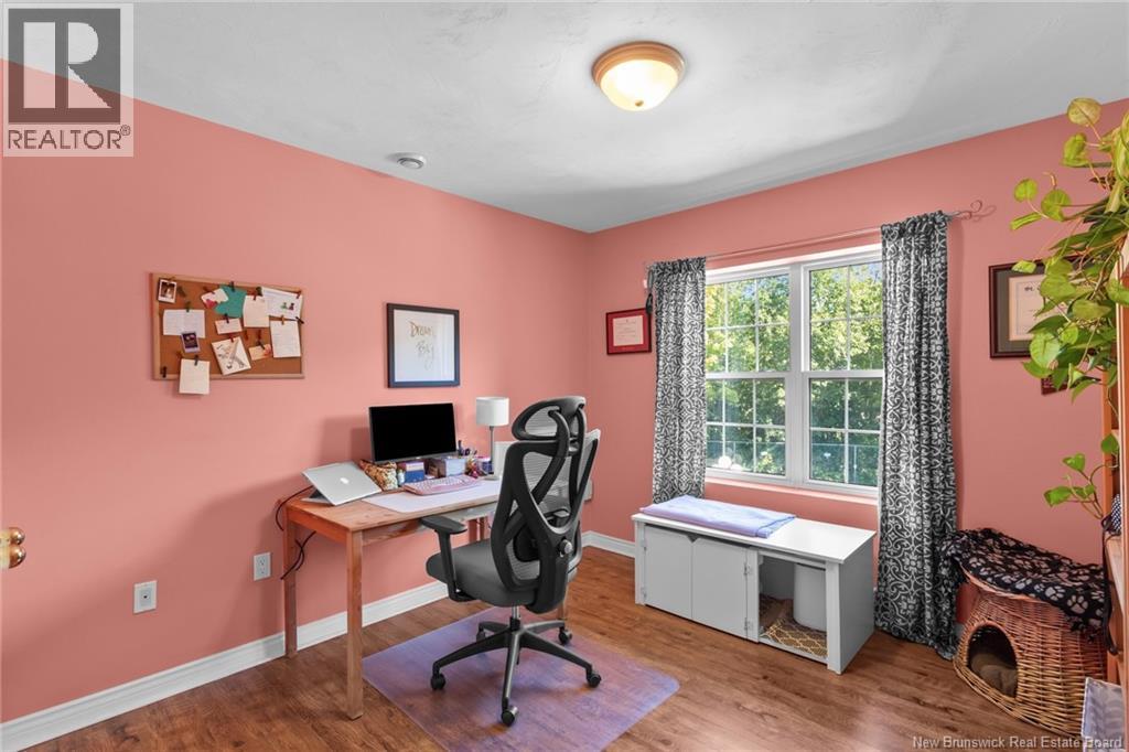 #203 158 Hanwell Road - 26