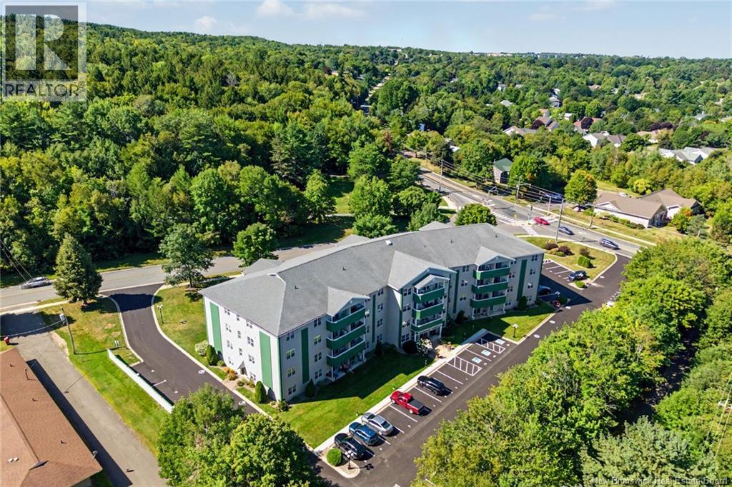 #203 158 Hanwell Road - Image 41