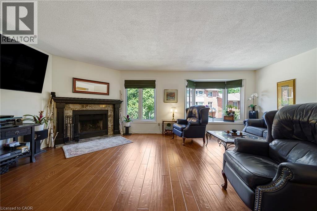 #25 30 OSLER Drive - Image 19