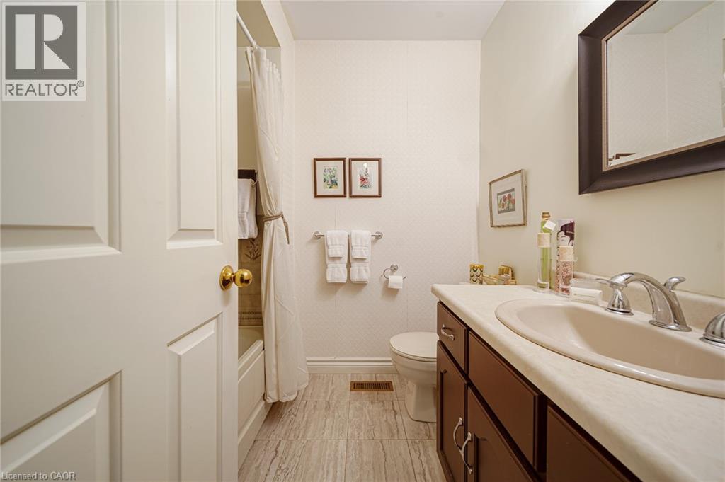 #25 30 OSLER Drive - Image 33