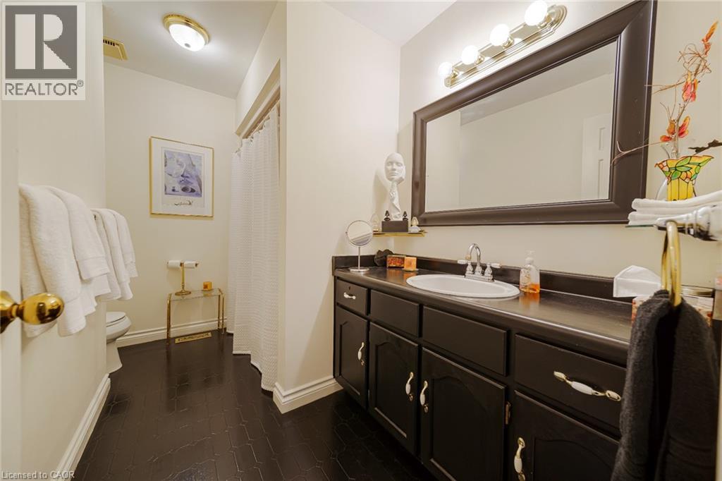 #25 30 OSLER Drive - Image 38