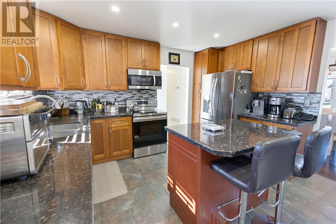 104 Newton Crescent - 4