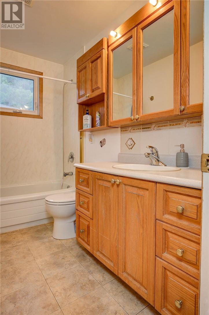 102 Ash Street - Image 13