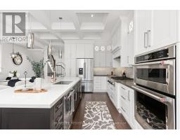 Kitchen - 313 Robina Avenue, Toronto, ON M6C3Z2 Photo 10