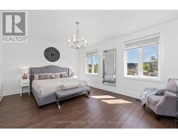 Family room - 313 Robina Avenue, Toronto, ON M6C3Z2 Photo 18