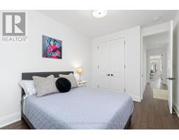 313 Robina Avenue, Toronto, ON M6C3Z2 Photo 25