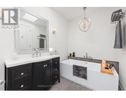 313 Robina Avenue, Toronto, ON M6C3Z2 Photo 23