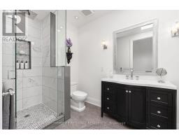 313 Robina Avenue, Toronto, ON M6C3Z2 Photo 22