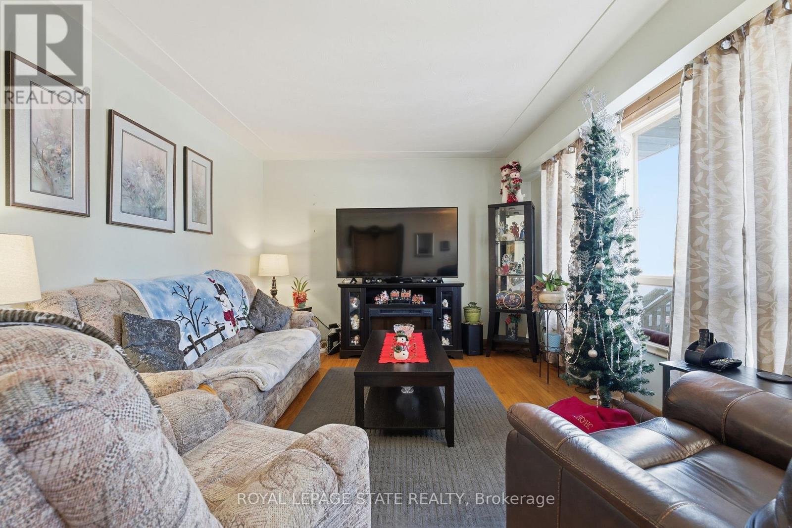 29 LECKIE AVENUE - 29