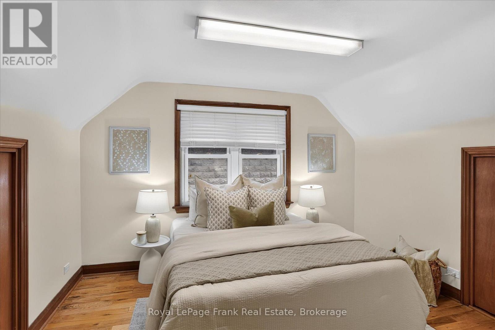 174 SOPHIA STREET - Image 21