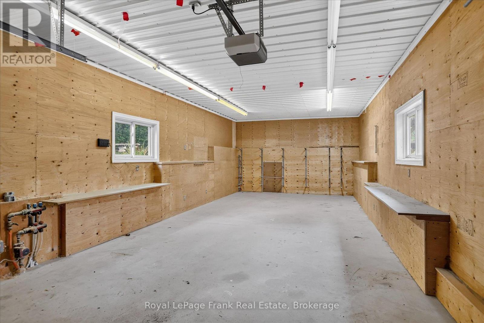 174 SOPHIA STREET - 39