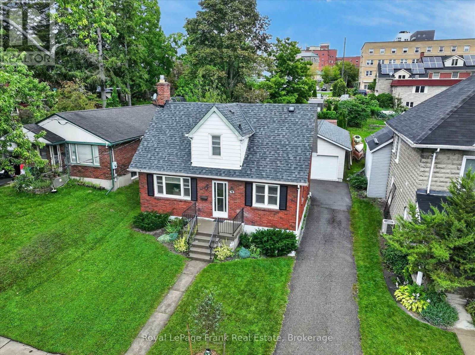 174 SOPHIA STREET - Image 42