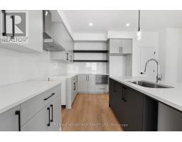 Bathroom - 3363 David Milne Way, London South, ON N6L0B9 Photo 11